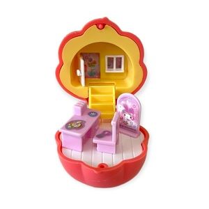 Sanrio My Melody Capsule House